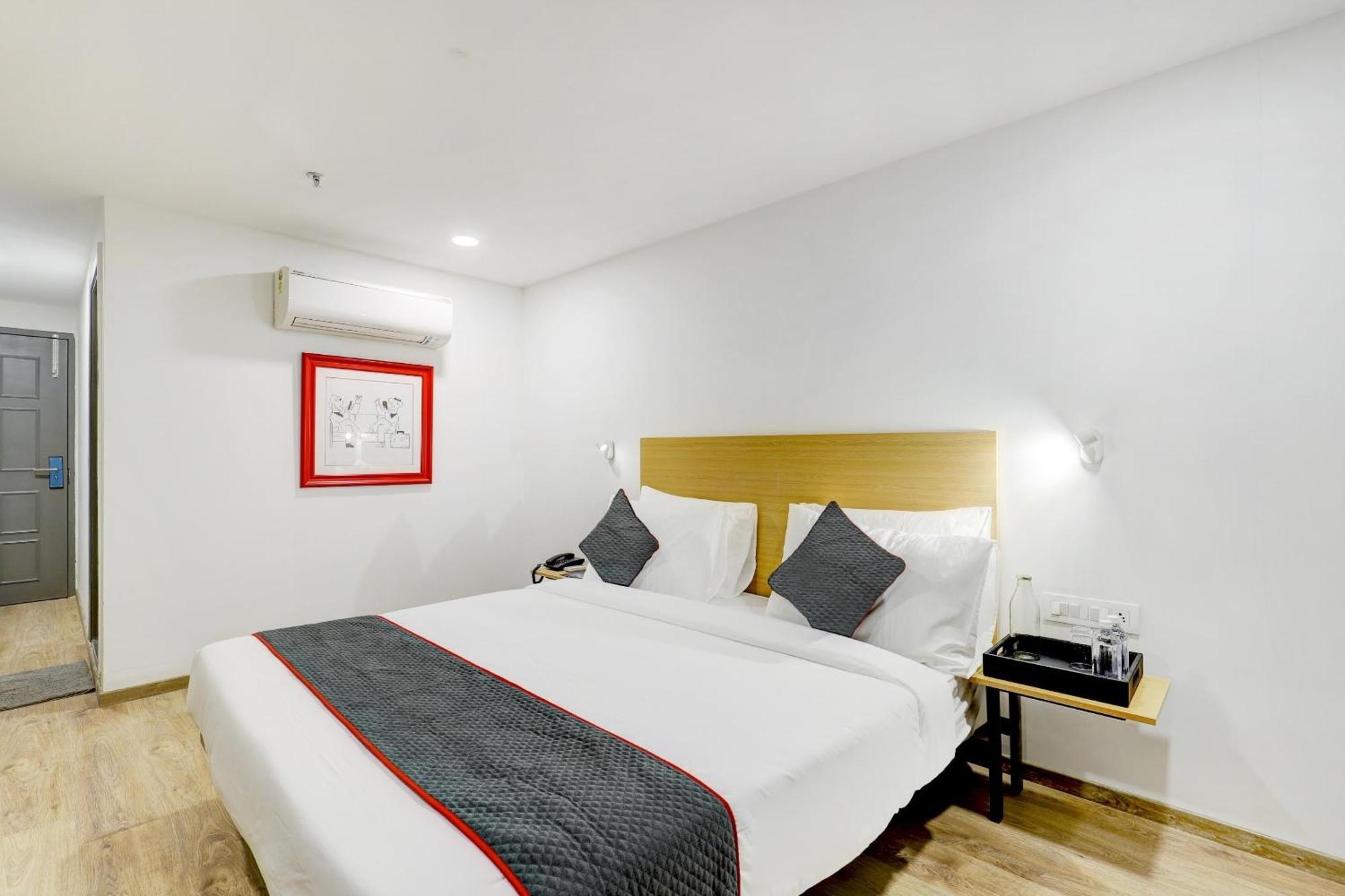 Super Townhouse Rajyash Rise 호텔 Sarkhej 외부 사진